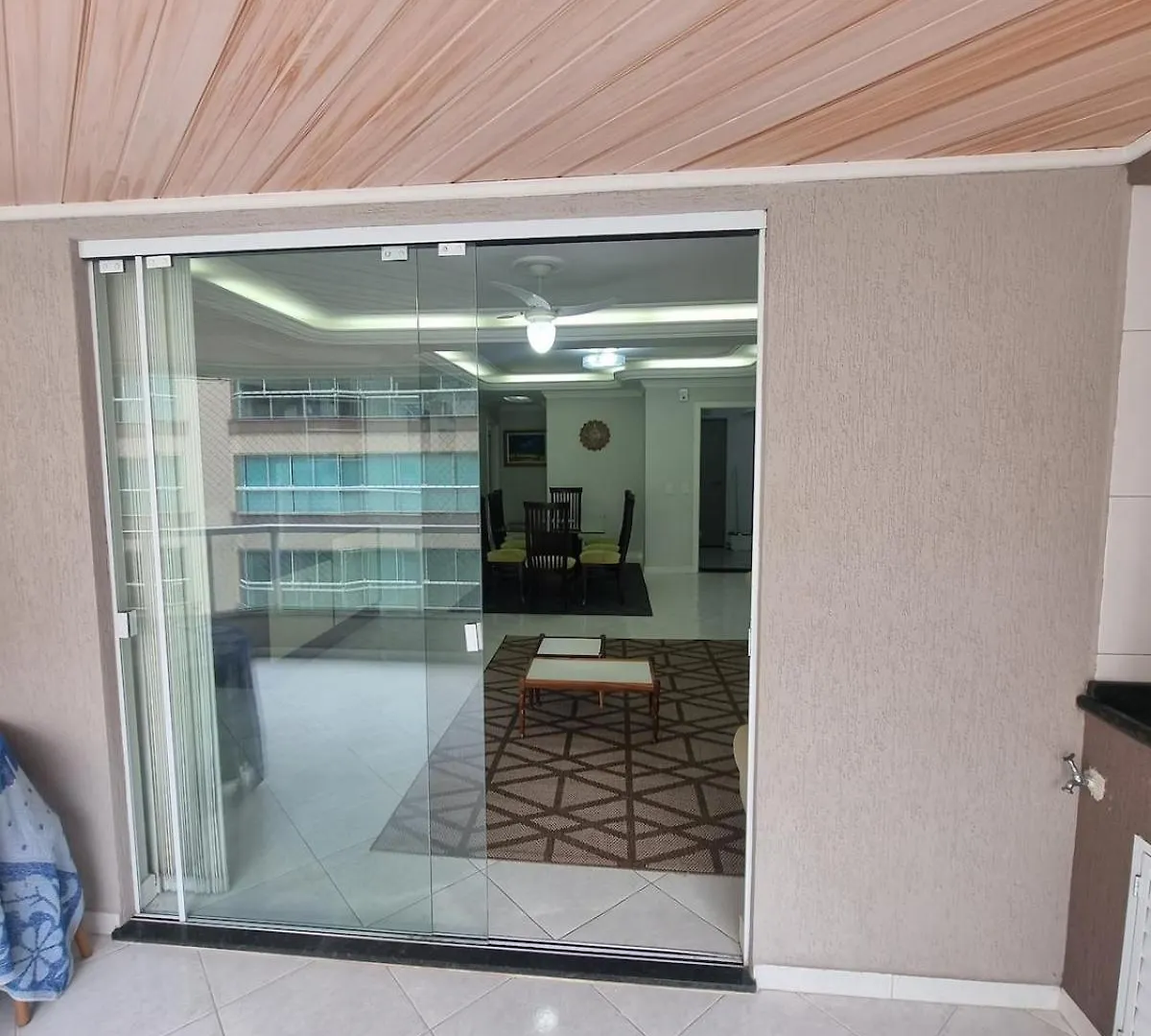 Apartamento Itapema Meia Praia